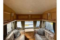 Coachman Amara 380 full