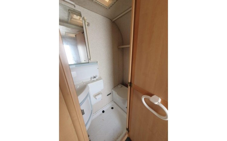 Coachman Amara 380 full