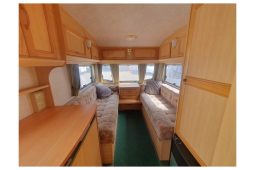 Coachman Amara 380 full